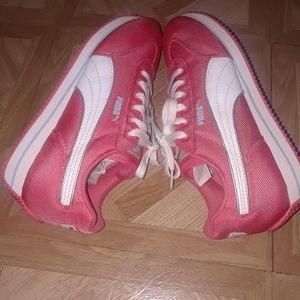 Puma echo sneakers